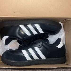 Kids Samba Classic 3 Adidas Size 2 1/2